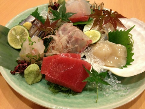 寿司、割烹で腕を磨いた店主による、北海道海の幸を使った料理