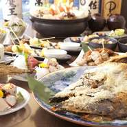 沼津駅3分なので電車も安心！ 平日限定クーポン「飲み放題コース6品⇒3500円」や、飲み放題付き通常コース「4000円～」などお得なプランも各種御座います。40名までの大広間や4名様個室などもご用意しております。