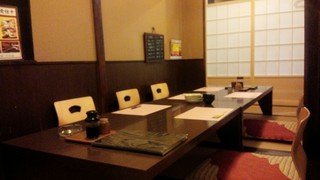 個室席は人数に合わせてご用意しております