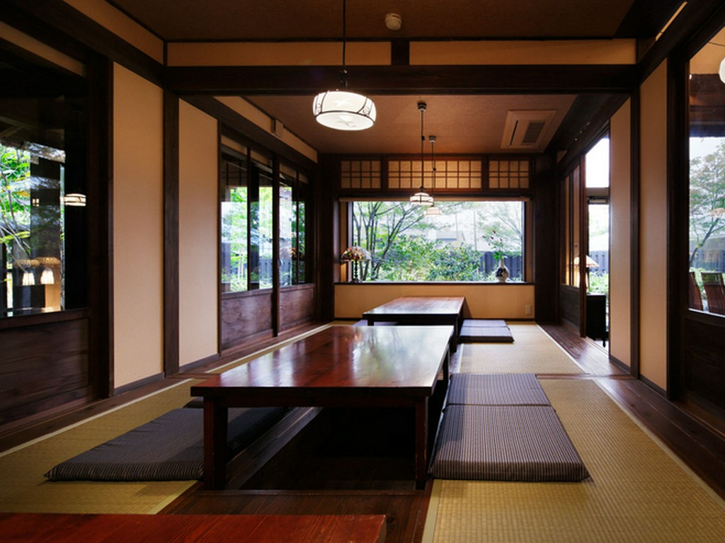 人数に応じた個室をご用意しております。ご宴会広間もございます