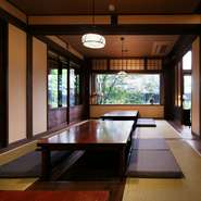人数に応じた個室をご用意しておりますの宴会、会食、お集まり事におすすめです。見晴らしの良い開放的なお席などもございます。