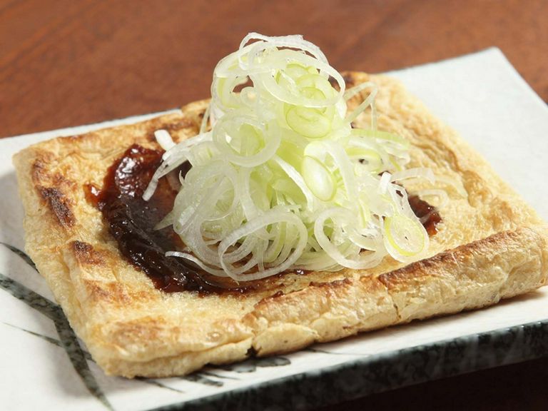 うす揚げ田楽に白葱