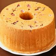 自家製ケーキやアイスもあります。コーヒータイムを【プリマカフェ】　でいかがですか。