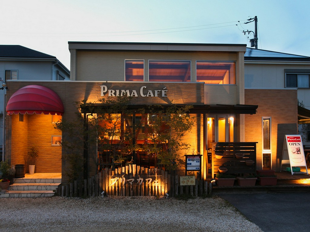 ディナータイムも【プリマカフェ】