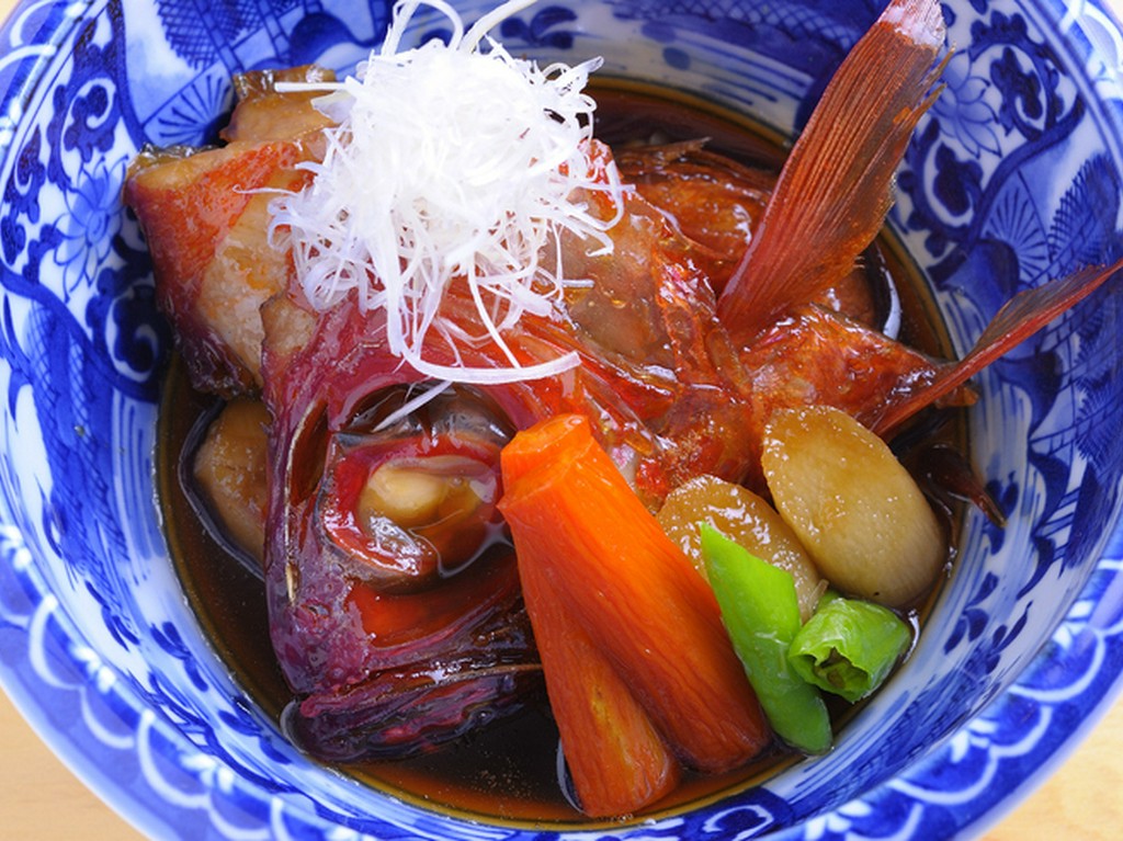 その日の食材で決まる『今日の煮魚（金目鯛の煮つけ）』