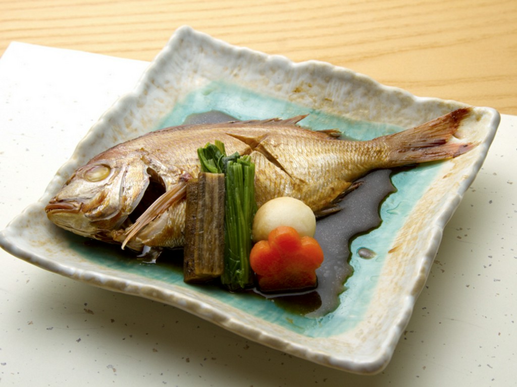 こっくりとした味わいがたまらない『旬魚煮付け』