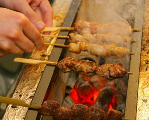 鸡肉卓明赤木