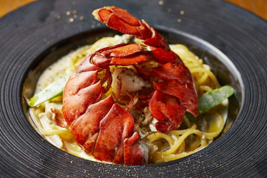 オマール海老のクリームソースパスタ