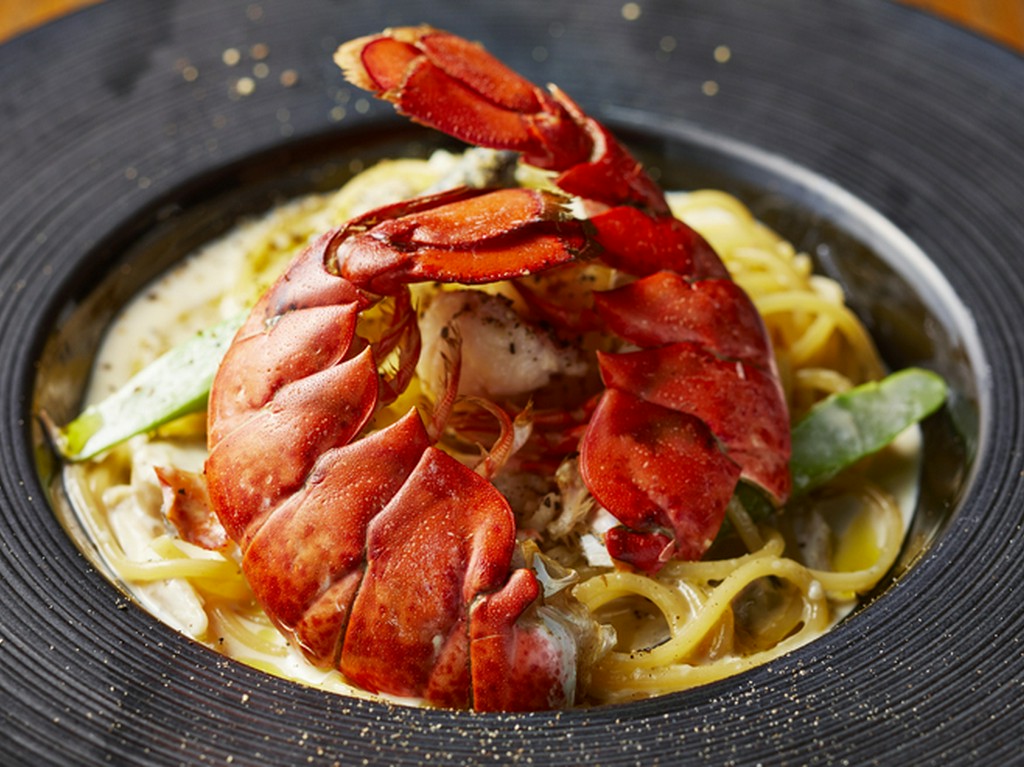 オマール海老のクリームソースパスタ