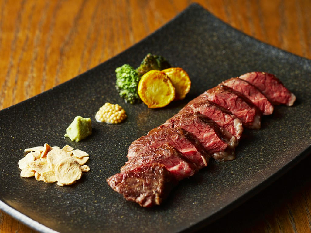 厳選黒毛和牛ハラミ肉のステーキ