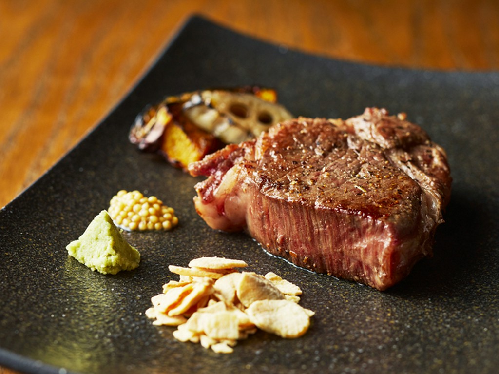 A5黒毛和牛フィレ肉のステーキ