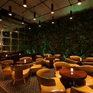 【ルサンク貸切りコース5000円～(20名様～40名様)】 店内は「センス良くシック」をコンセプト大人の空間