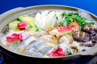 種類は3種。明太子豚しゃぶ鍋、スンドゥブ鍋orよせ鍋。全てお店オリジナルの味です。あなたは何を選びますか？