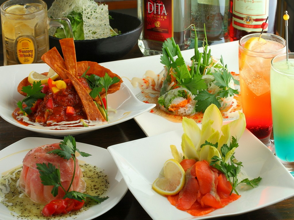 美味しい創作料理と豊富に揃ったドリンクで素敵な時間を