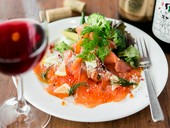 スモークサーモンのカルパッチョ