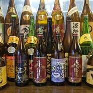 全国からさまざまな本格焼酎を取り寄せています。