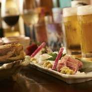 昼の宴会に、夜の宴会に最大30名貸し切り可能！
飲み放題も付けてお得に旨いものを腹いっぱい。
