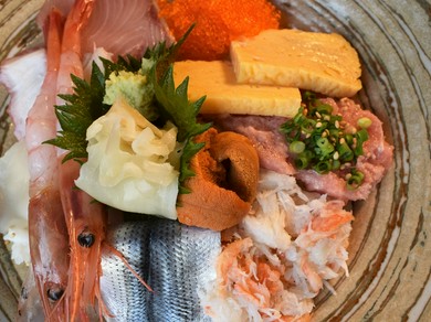 限定5食！海鮮10種の特上海鮮丼　or　お刺身御膳