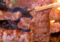 厳選された和牛ハラミ肉。柔らかジューシーなハラミ肉は焼肉の王様です。