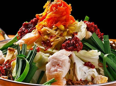 《おすすめ》七福特製 ピリ辛チゲもつ鍋 ～あぶらかす入り～（1人前）