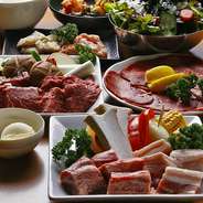 2名様～ご予約ＯＫ
※仕入れ内容によってメニューを変更することがございます。
※お料理のみの場合は3,300円（税込）となります。

