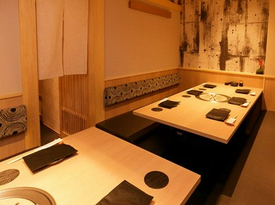 ご宴会や会食にお勧めです。2名様～20名様までお寛ぎ頂けます