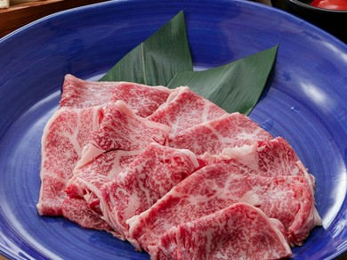 黒毛和牛リブロースの極上『しゃぶしゃぶやすき焼き』を堪能