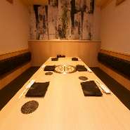 接待やご友人との会食にもばっちりです。完全個室なので気兼ね無くお食事が出来ます。