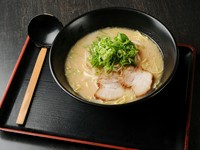 コクがあるのにしつこくない『とんこつらーめん』