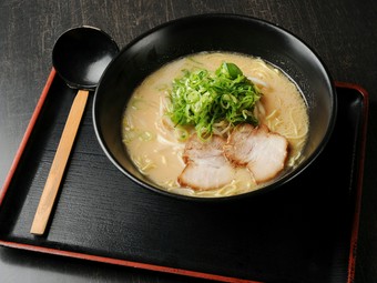 コクがあるのにしつこくない『とんこつらーめん』