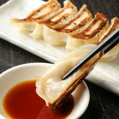 一つ一つ愛情込めた手作り餃子。たかが餃子、されど『餃子』