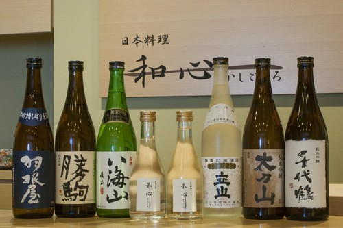 オリジナル生酒をはじめ、日本酒や焼酎各種取り揃えております