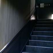 お酒を飲んだ時はちょっと辛いけど階段、、、御免なさい。