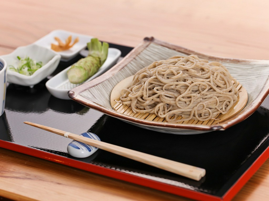 豊かな風味を損なわないよう冷たいそばのみ『ざるそば』