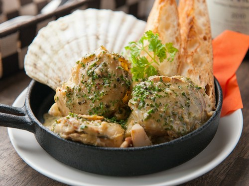 「香草バター」の味に驚き。『帆立の香草バター焼き』