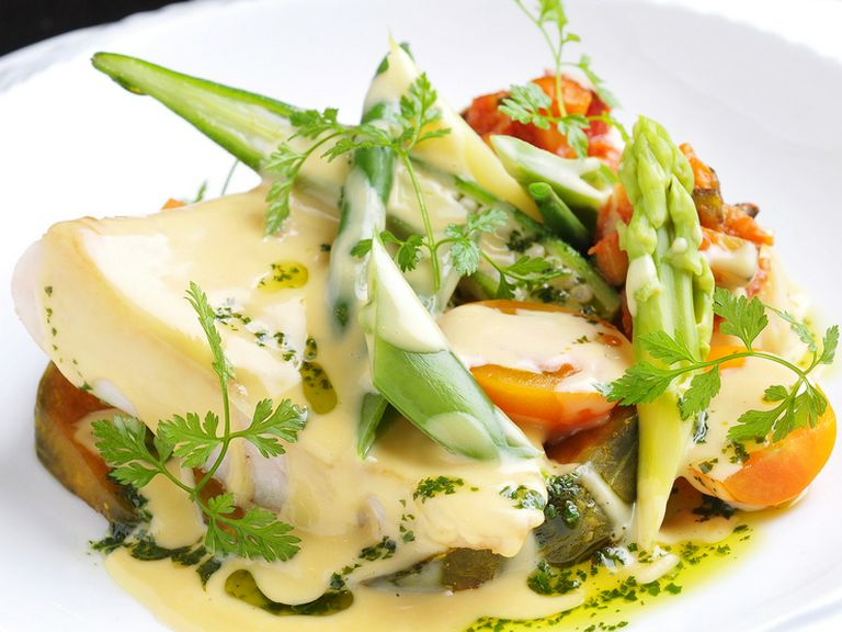 マナガツオとホタテ貝のポワレ ベルモットソース