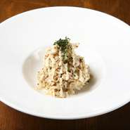 木の子とシュークルートのサラダ