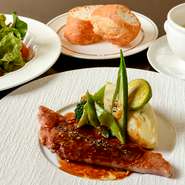 飛騨牛ロース肉のステーキ　80g  (ランチタイム）