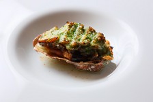 シェフのおまかせでオススメを！　という方にオススメ。一番ビストロミューらしさが味わえるコースです。