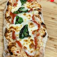 1週間前までに要予約、4名様より。

※食材がご用意出来れば前日までご予約を承ることが出来ますが、なるべくお早めにご予約をお願い致します。
※ネットのご予約では、3日前までご予約可能になっていますが、材料がご用意出来ない場合はこちらからご連絡致します。
※鍋コースをご用意している期間は、１２月５日（金）～１月１７日くらいまでです。材料がご用意出来なくなり次第終了となります🙇
まずはお問い合わせ下さい😊