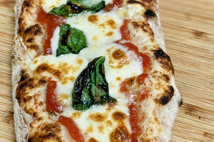 ダイニングバーYZ 飛騨/高山/パスタ・ピザ ネット予約可 | ヒトサラ