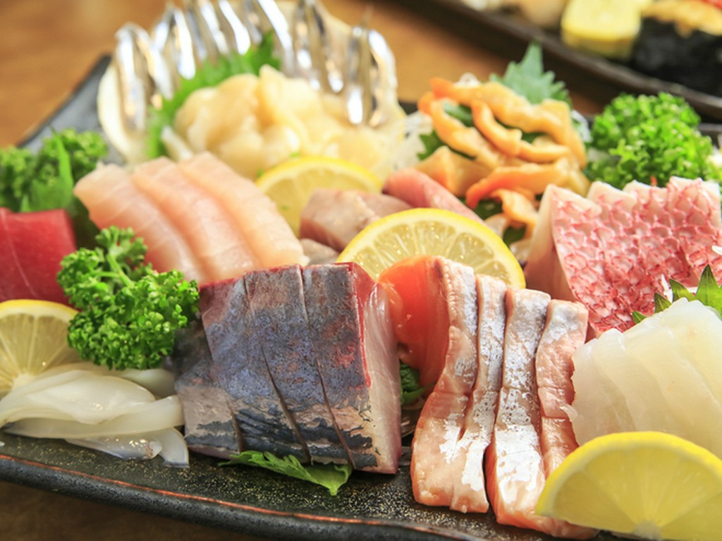 海あじ人気No．1！　『うみんちゅ盛（3～4人前）』