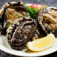 活アワビ　肝バターソース