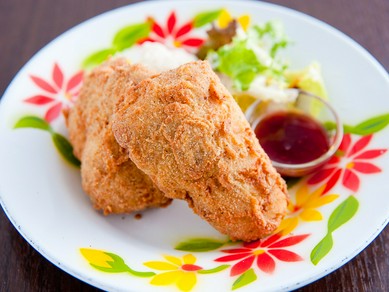 ほろほろに柔らかい『フライドチキン　Fried　Chicken』