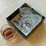 京の厳選した地酒4種類の飲み比べセットです