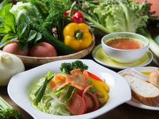 地元群馬の食材を使い、老舗の味に新しい味わいを添えて