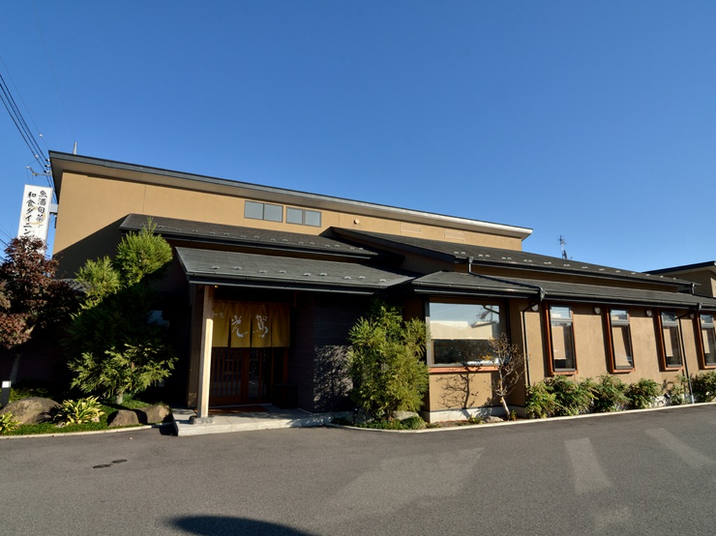 広い駐車場を完備しております