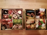 おせちを受付中です！詳細は店舗までお問合せくださいませ。（価格：3段40000円／2段28000円　税込です）