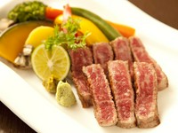 『遠州牛サーロイン炭火焼き　地元野菜添え』