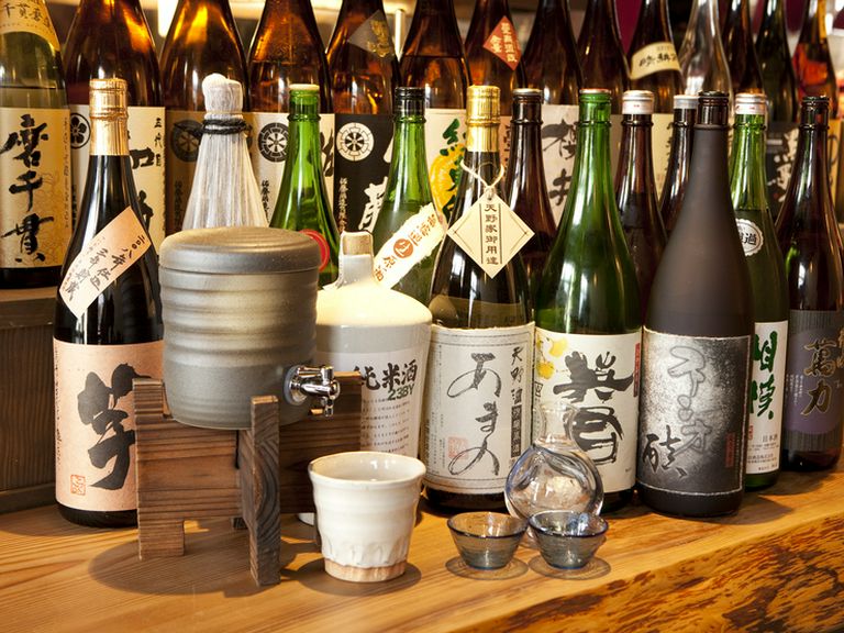 日本酒、焼酎、各種そろえています